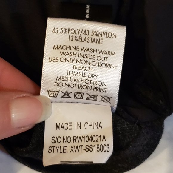 Ryderwear Arch Key Hole Cutout Spellout Band Sports Bra Charcoal Black s… - Picture 7 of 8